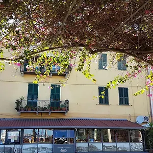 https://perla-nera.hotelitalianriviera.com