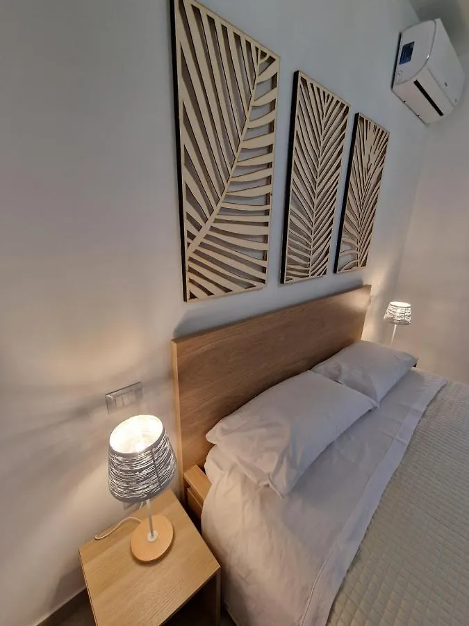 شينيسي Villa Eden, Bed And Breakfast فندق مبيت وإفطار